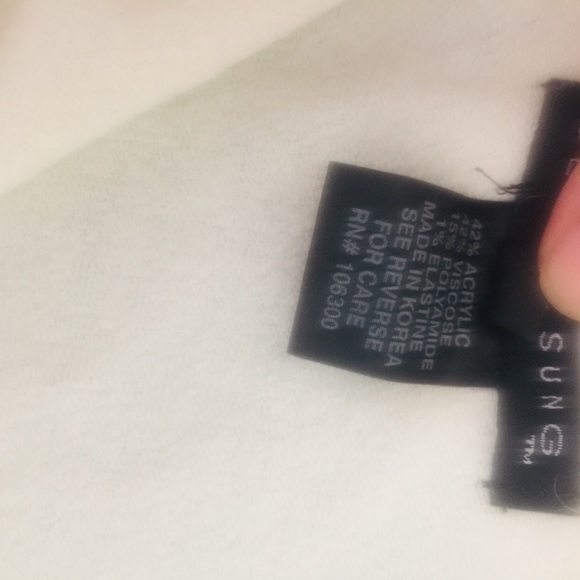 Large Bette Sung fur collar top holiday - Picture 6 of 6